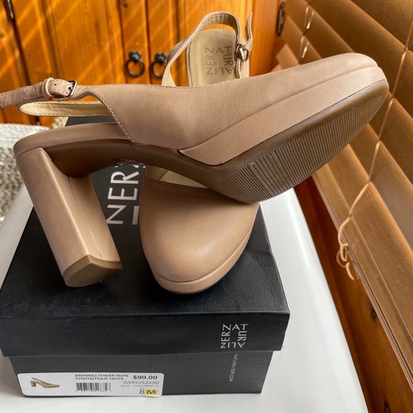 Heels - Picture 3 of 3